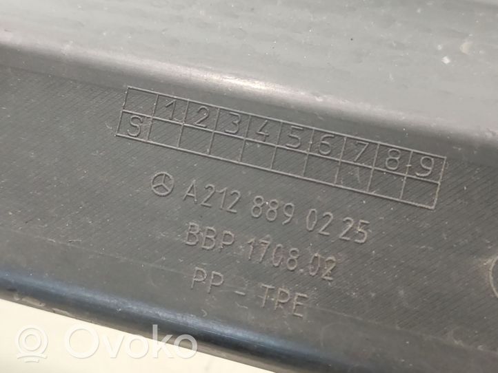 Mercedes-Benz E W212 Priekinės arkos apdaila A2128890225