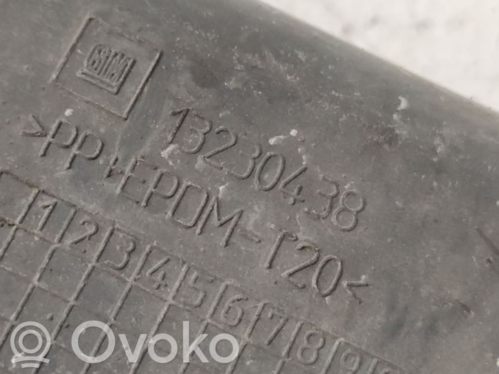 542759829 Opel Corsa D Engine splash shield/under tray, 9.35 € | RRR 