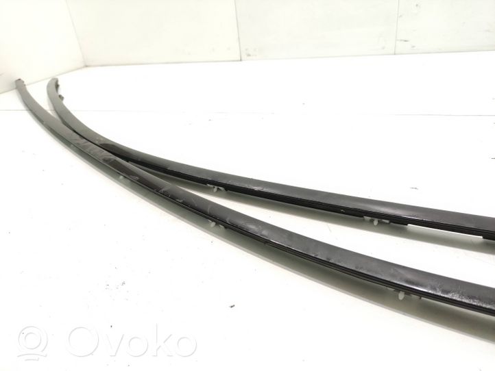 Nissan Navara D40 Moulures, baguette de toit 7196352