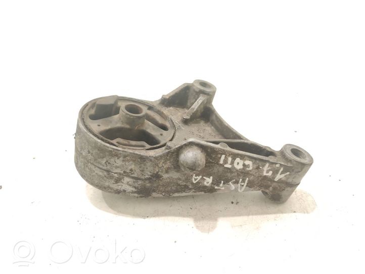 Opel Astra H Supporto di montaggio del motore 13125635