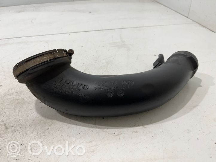 Volvo XC70 Turbo air intake inlet pipe/hose 30774692