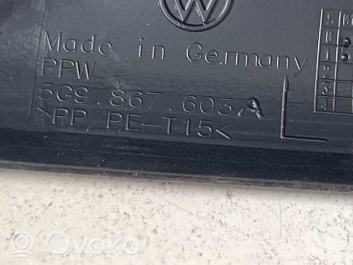 Volkswagen Golf VII Tapicerka bagażnika / Komplet 5G9867605A