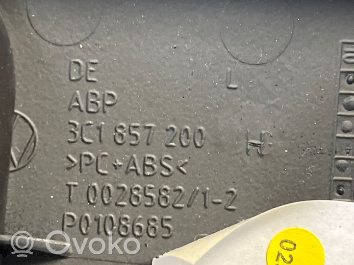 Volkswagen PASSAT B7 Ohjauspyörän pylvään verhoilu 3C1857200