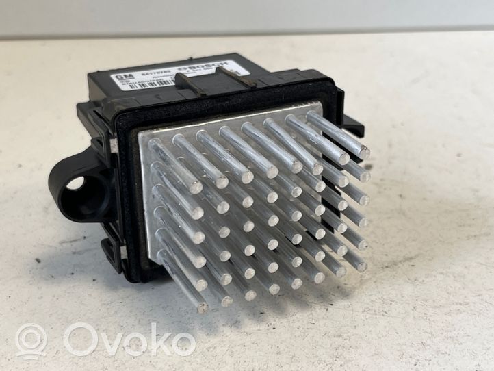 Opel Mokka X Heater blower fan relay 84178783