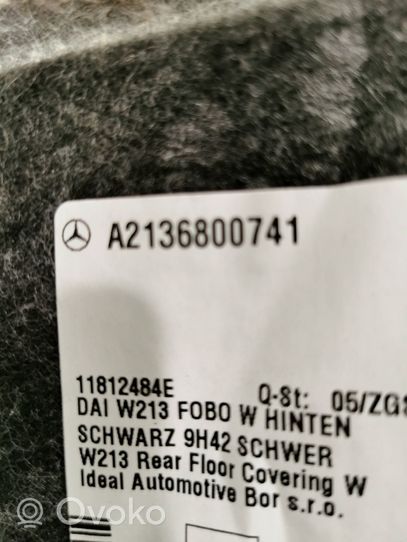 Mercedes-Benz E W213 Takaistuintilan tekstiilimatto A2136800741
