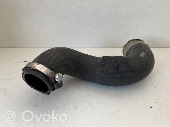 KIA Sportage Tube d'admission de tuyau de refroidisseur intermédiaire 282562U201