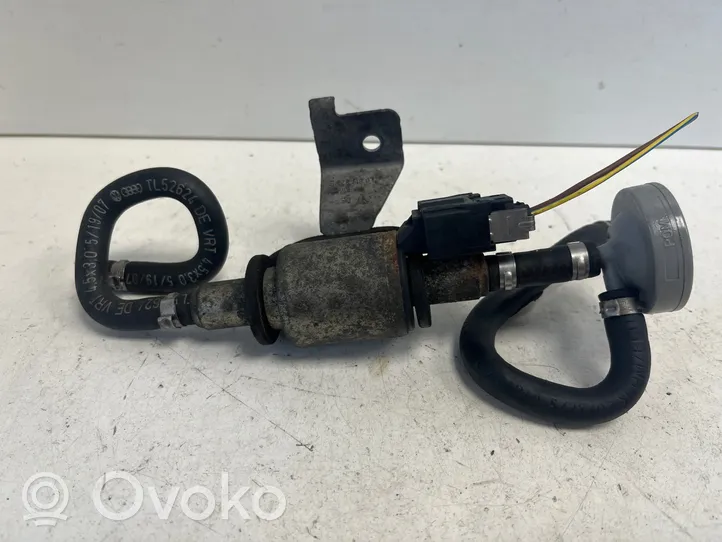 Volkswagen Touareg I Pompe à carburant Webasto 7L0819827B