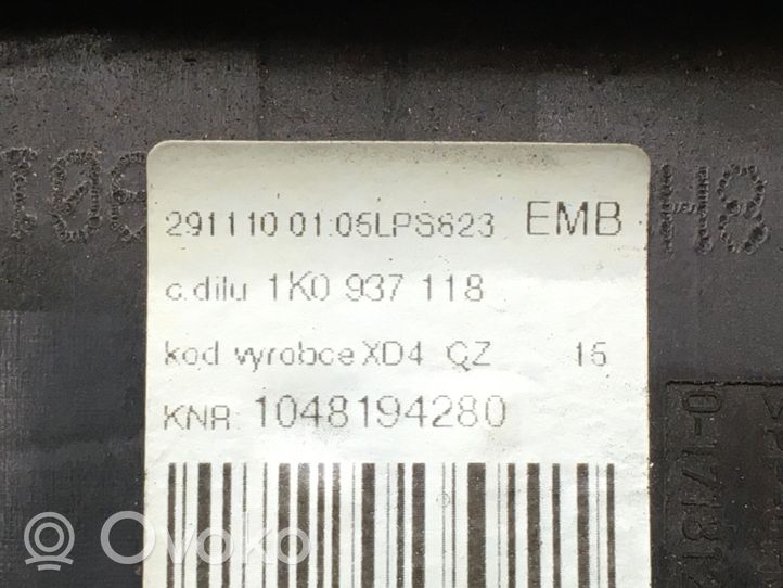 Skoda Superb B6 (3T) Ramka / Moduł bezpieczników 1K0937118