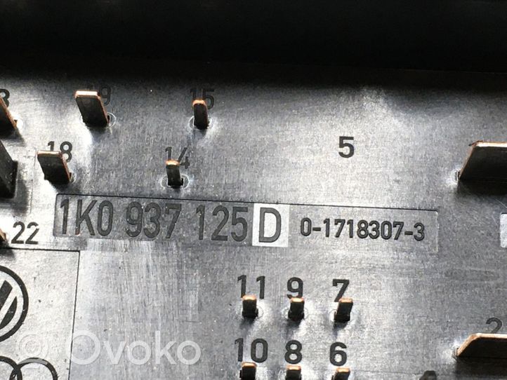 Skoda Superb B6 (3T) Ramka / Moduł bezpieczników 1K0937118