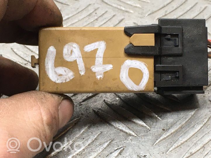 BMW 3 E46 Window control relay 61368384505