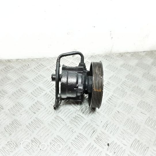 Nissan Kubistar Pompe de direction assistée 8200575303