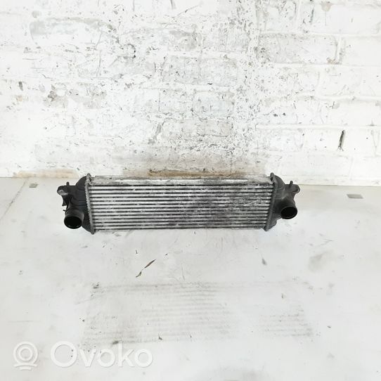 Opel Vivaro Canal de guidage d'air du refroidisseur 868926Q