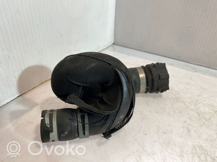 Audi S5 Variklio aušinimo vamzdelis (-ai)/ žarna (-os) 8K0121101L