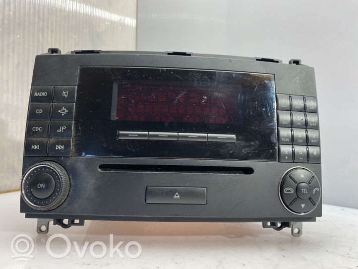 Mercedes-Benz B W245 Panel / Radioodtwarzacz CD/DVD/GPS A1698207589