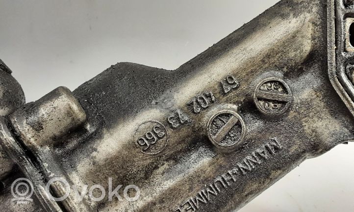 Mercedes-Benz E W211 Supporto di montaggio del filtro dell’olio 6740273366