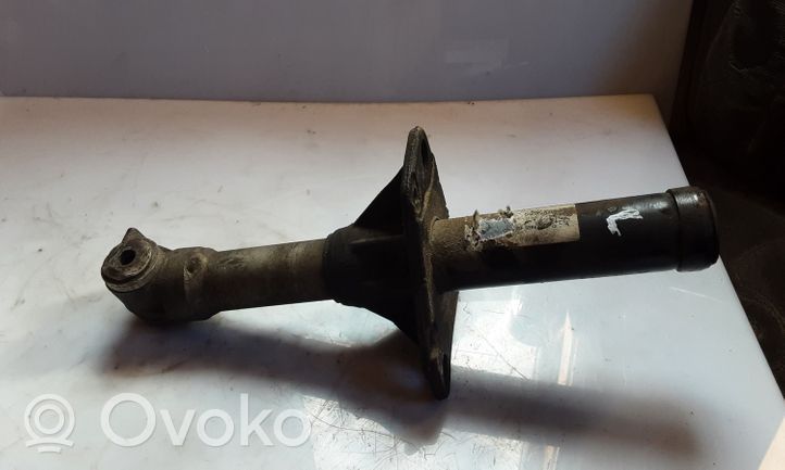 Audi A4 S4 B7 8E 8H Smorzatore/ammortizzatore d’urto per paraurti anteriore 8E0807271