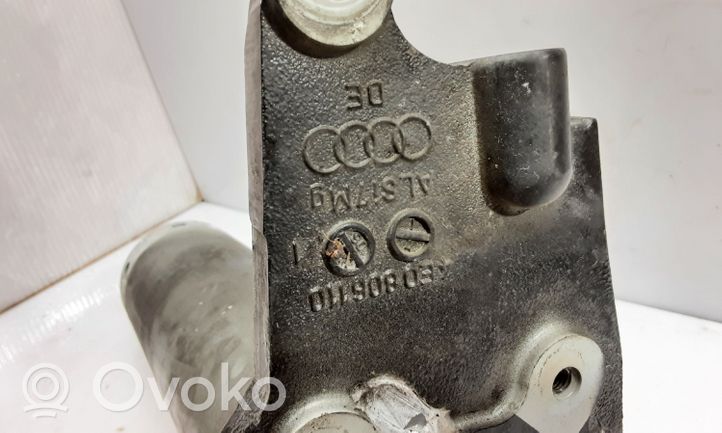 Audi A8 S8 D3 4E Etupuskurin törmäysvoiman vaimennin 4E0806110