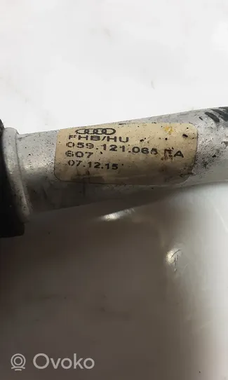 Audi Q7 4M Coolant pipe/hose 059121065