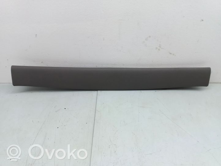 Porsche Cayenne (92A) Obere Heckklappen-/Kofferraumabdeckung 7P5867603