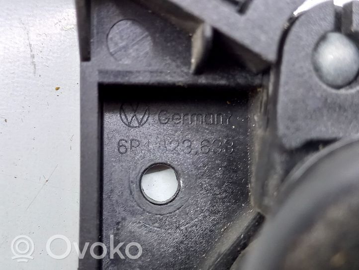 Volkswagen Jetta VI Konepellin lukituksen vapautuskahva 5C1823533