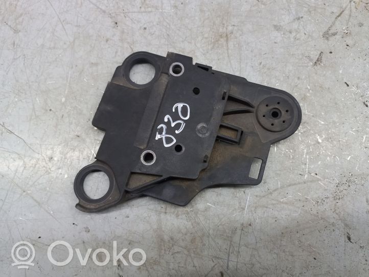 Volkswagen Jetta USA Uchwyt / Mocowanie pompy ABS 5Q0614235