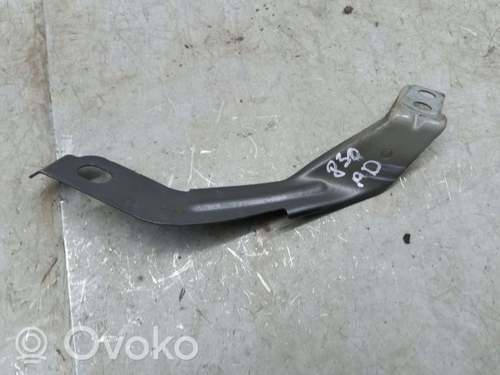 Volkswagen Jetta USA Supporto di montaggio del parafango 17A941058