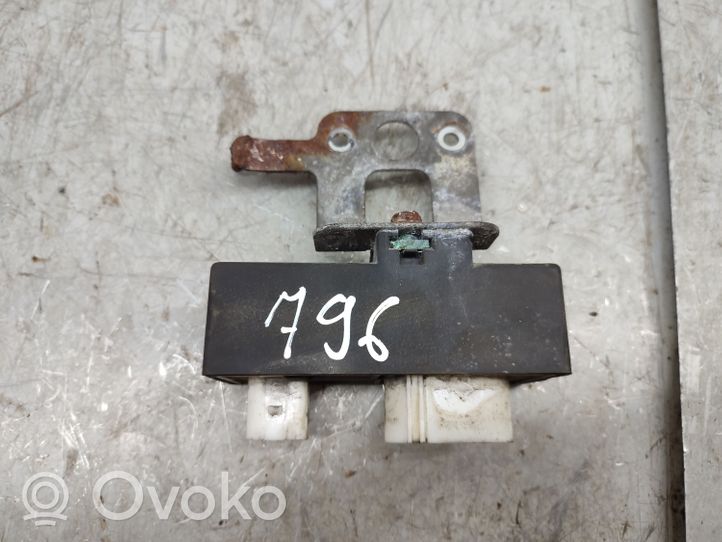 Skoda Fabia Mk1 (6Y) Przekaźnik / Modul układu ogrzewania wstępnego 1J0919506M