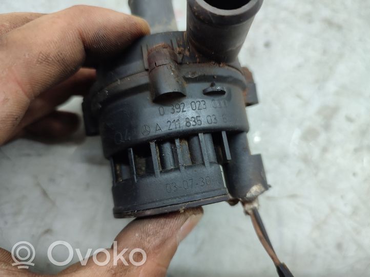 Volvo S60 Pompe à eau de liquide de refroidissement A2118350364