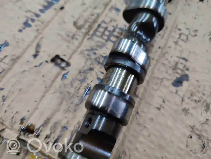 Volkswagen Jetta VI Camshaft 07K109083F