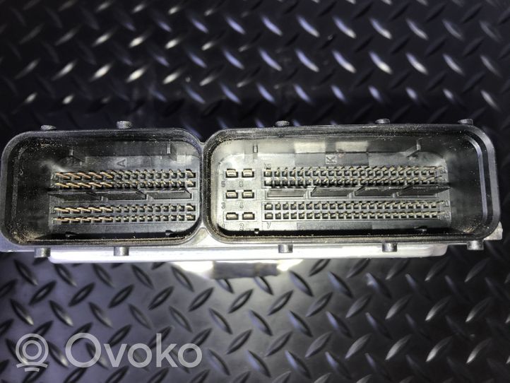 Audi A4 S4 B7 8E 8H Sterownik / Moduł ECU 03G906016GN