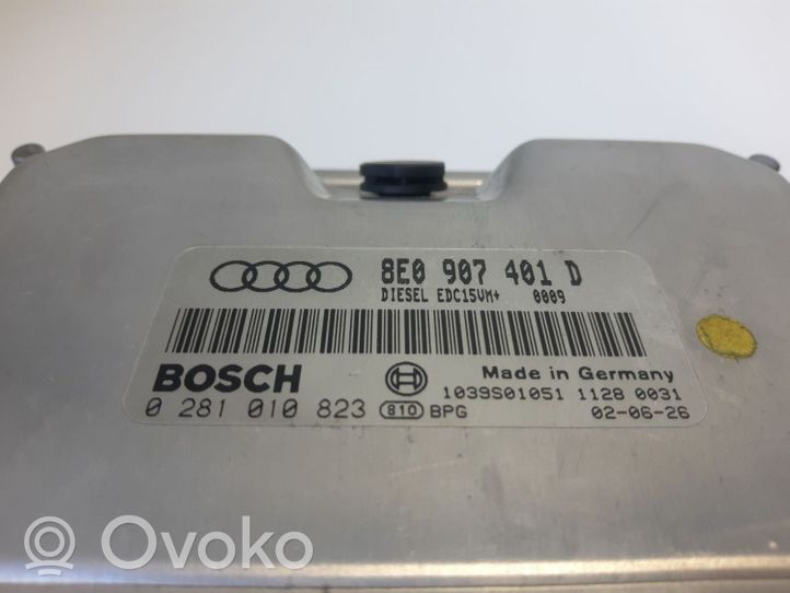 Audi A4 S4 B6 8E 8H Moottorin ohjainlaite/moduuli 8E0907401D
