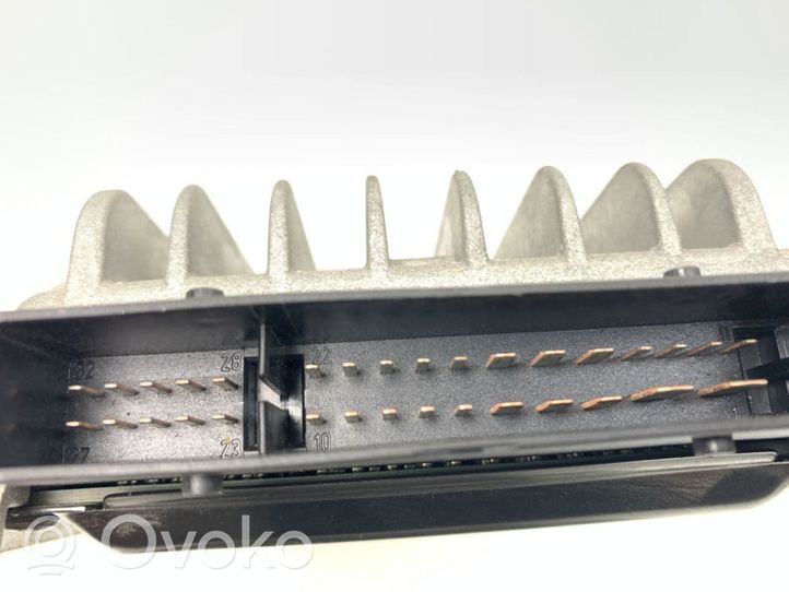 Audi A4 S4 B7 8E 8H Amplificatore 355003008