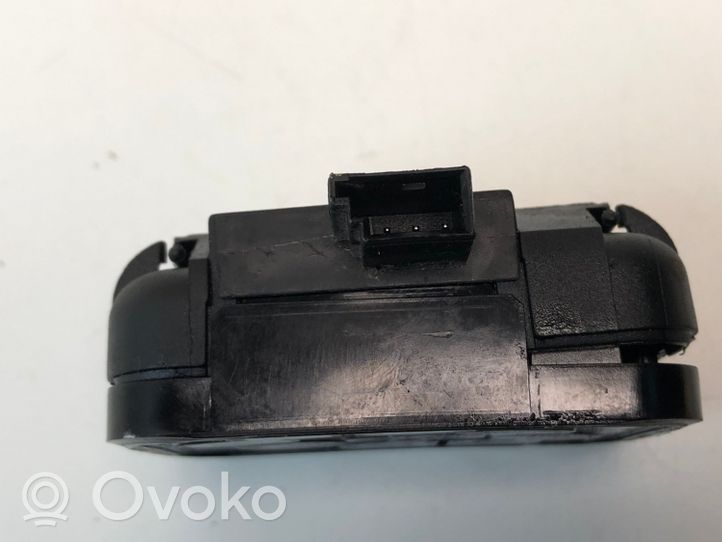 Volkswagen Touareg I Rain sensor 1K0955559R