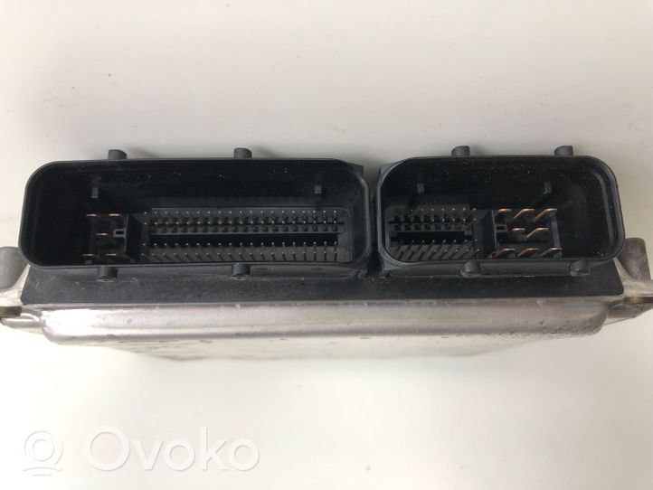 Skoda Fabia Mk1 (6Y) Sterownik / Moduł ECU 038906012GE