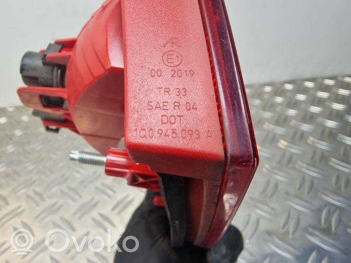 Volkswagen Eos Lampy tylnej klapy bagażnika 1Q0945093A