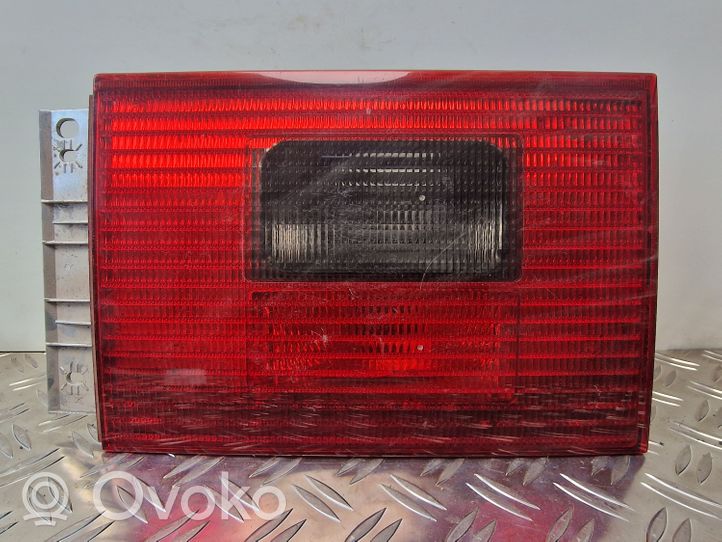 Volkswagen Sharan Lampy tylnej klapy bagażnika 7M3945112A