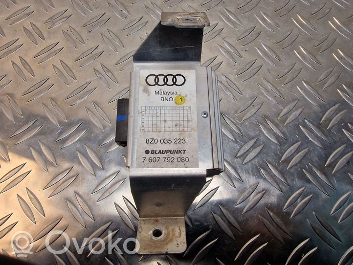 Audi A2 Sound amplifier 8Z0035223