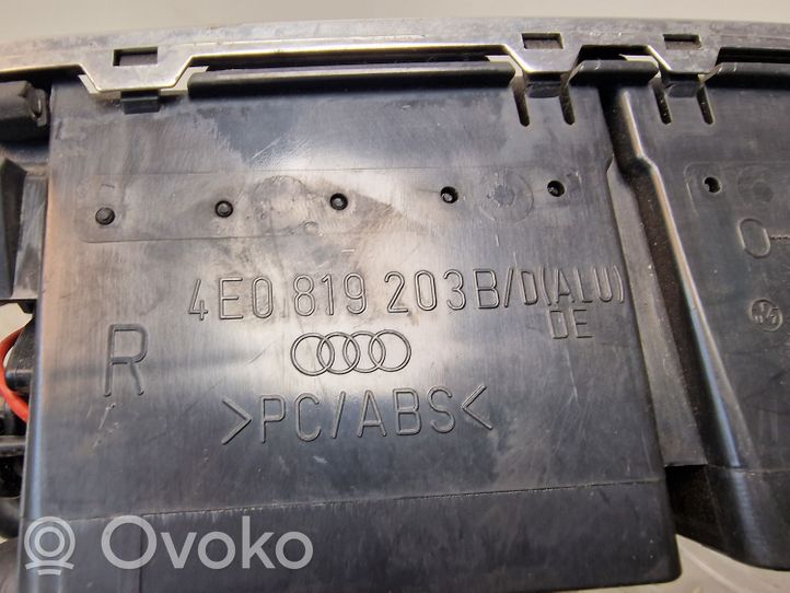 Audi A8 S8 D3 4E Grille d'aération arrière 4E0819203B