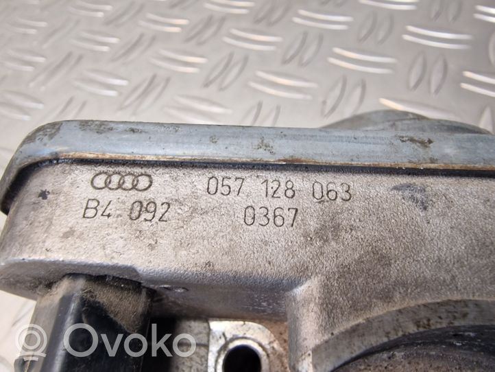 Audi A8 S8 D3 4E Clapet d'étranglement 057128063