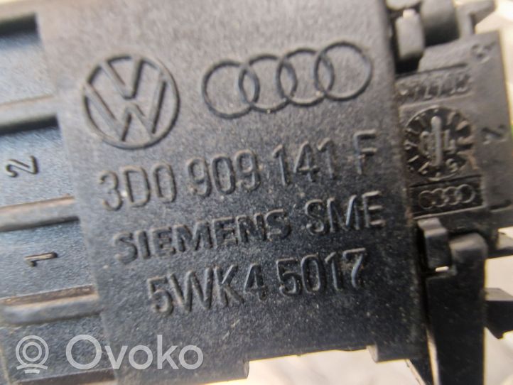Audi A8 S8 D3 4E Antenne intérieure accès confort 3D0909141F