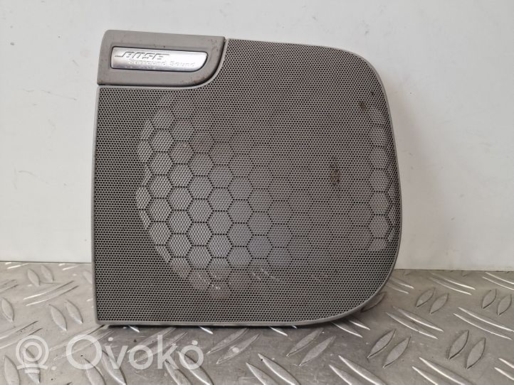 Audi A8 S8 D3 4E Grilles, couvercle de haut-parleur porte arrière 4E0035419