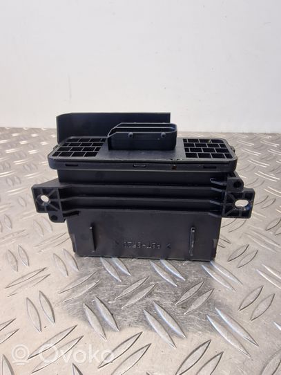 Audi A8 S8 D3 4E Module convertisseur de tension 4E0907280A