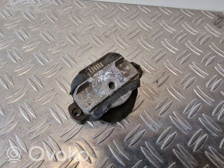 Audi A8 S8 D3 4E Soporte de la caja de cambios 4E0399151AP