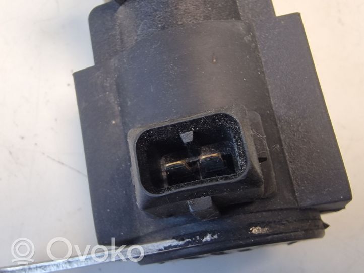 Audi A8 S8 D2 4D Turbo solenoid valve 057906630