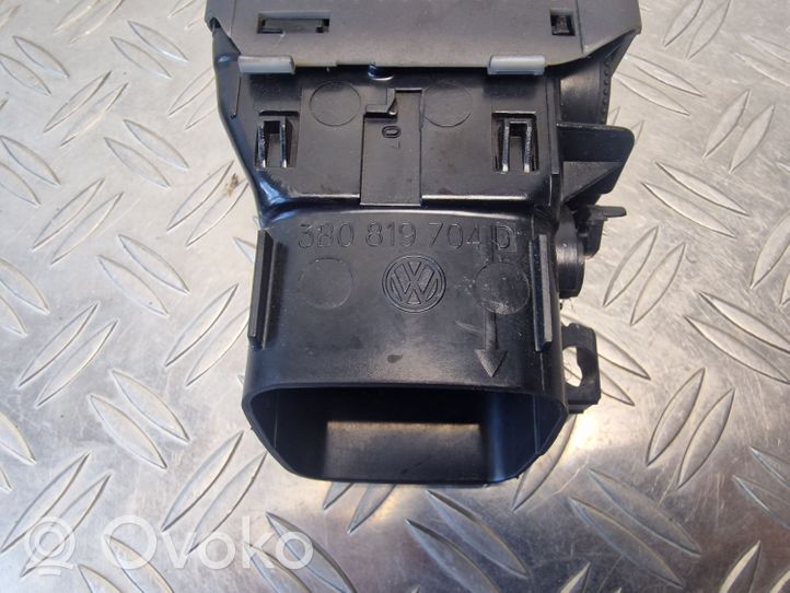 Volkswagen PASSAT B5.5 Copertura griglia di ventilazione laterale cruscotto 3B0819704D