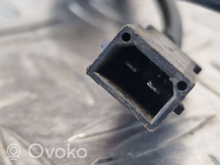 Audi A4 S4 B5 8D ABS Sensor hinten 8D0927807C