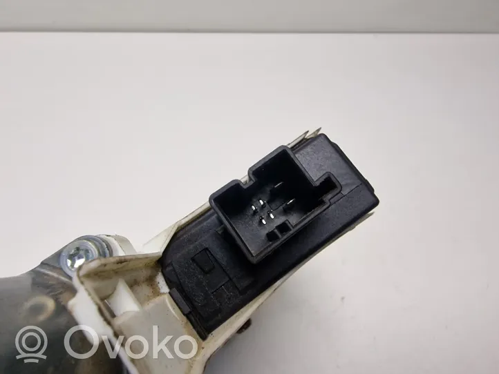 Audi Q7 4L Galinis varikliukas langų pakėlėjo 4L0959801B