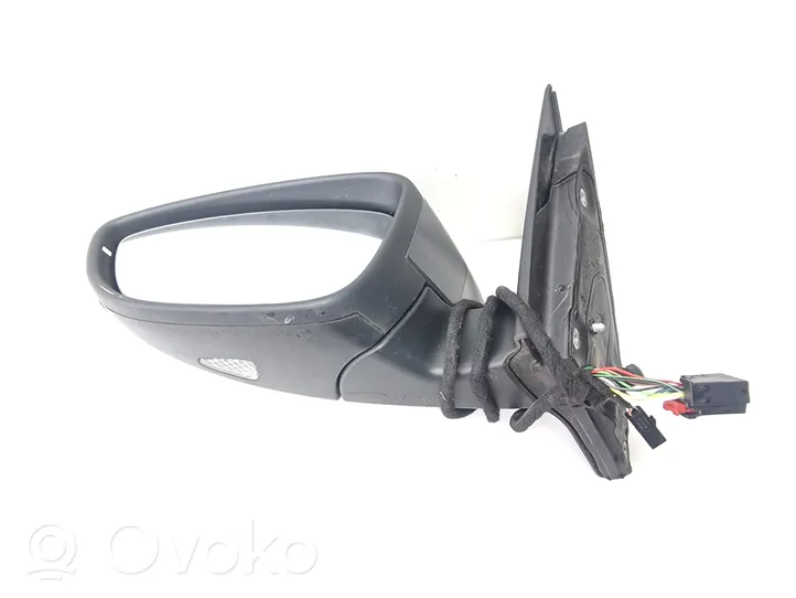 Volkswagen PASSAT B7 Front door electric wing mirror 3C0857933A