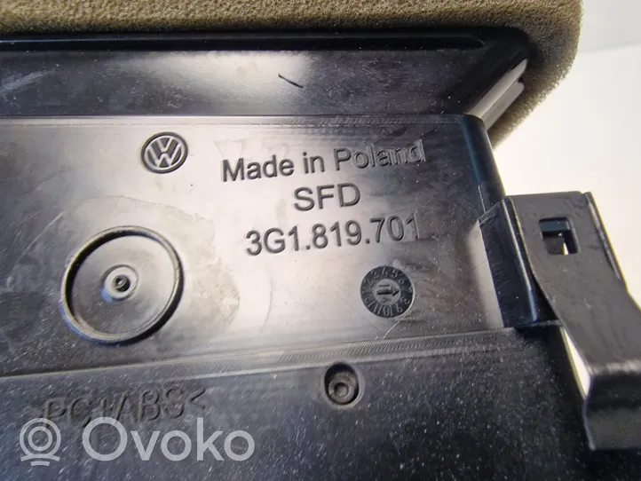 Volkswagen PASSAT B8 Boczna kratka nawiewu deski rozdzielczej 3G1819701A