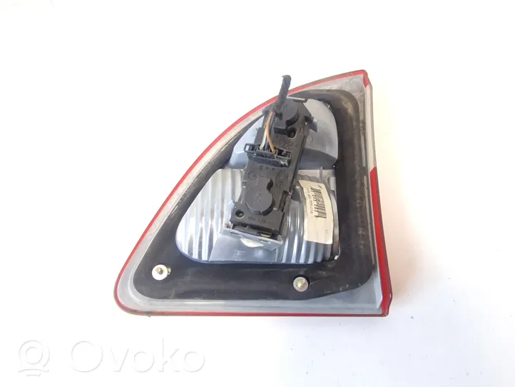 Ford Galaxy Lampy tylnej klapy bagażnika 7M5945093B